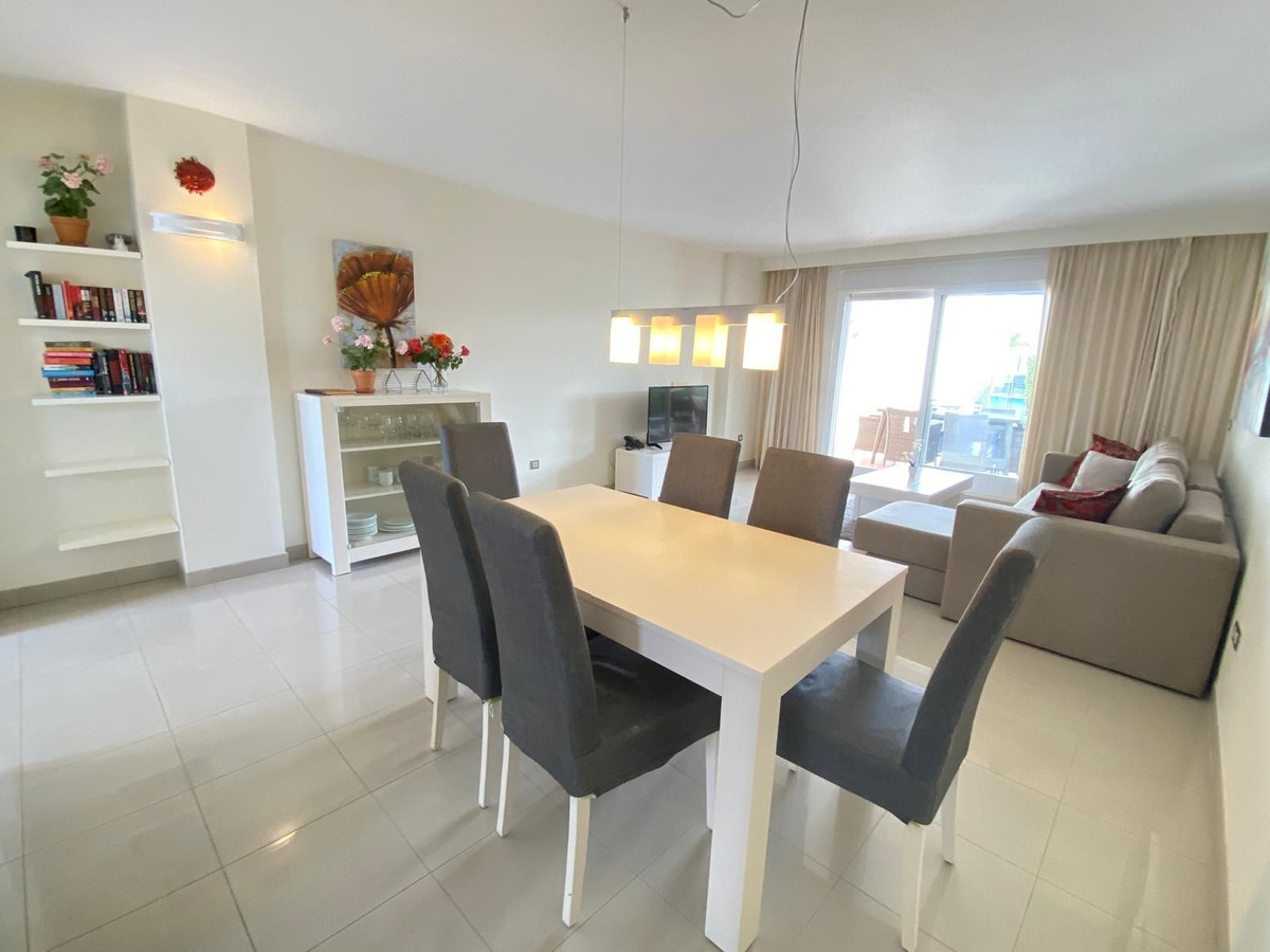 Appartement te koop in Estepona | 2 slaapkamers H5286235