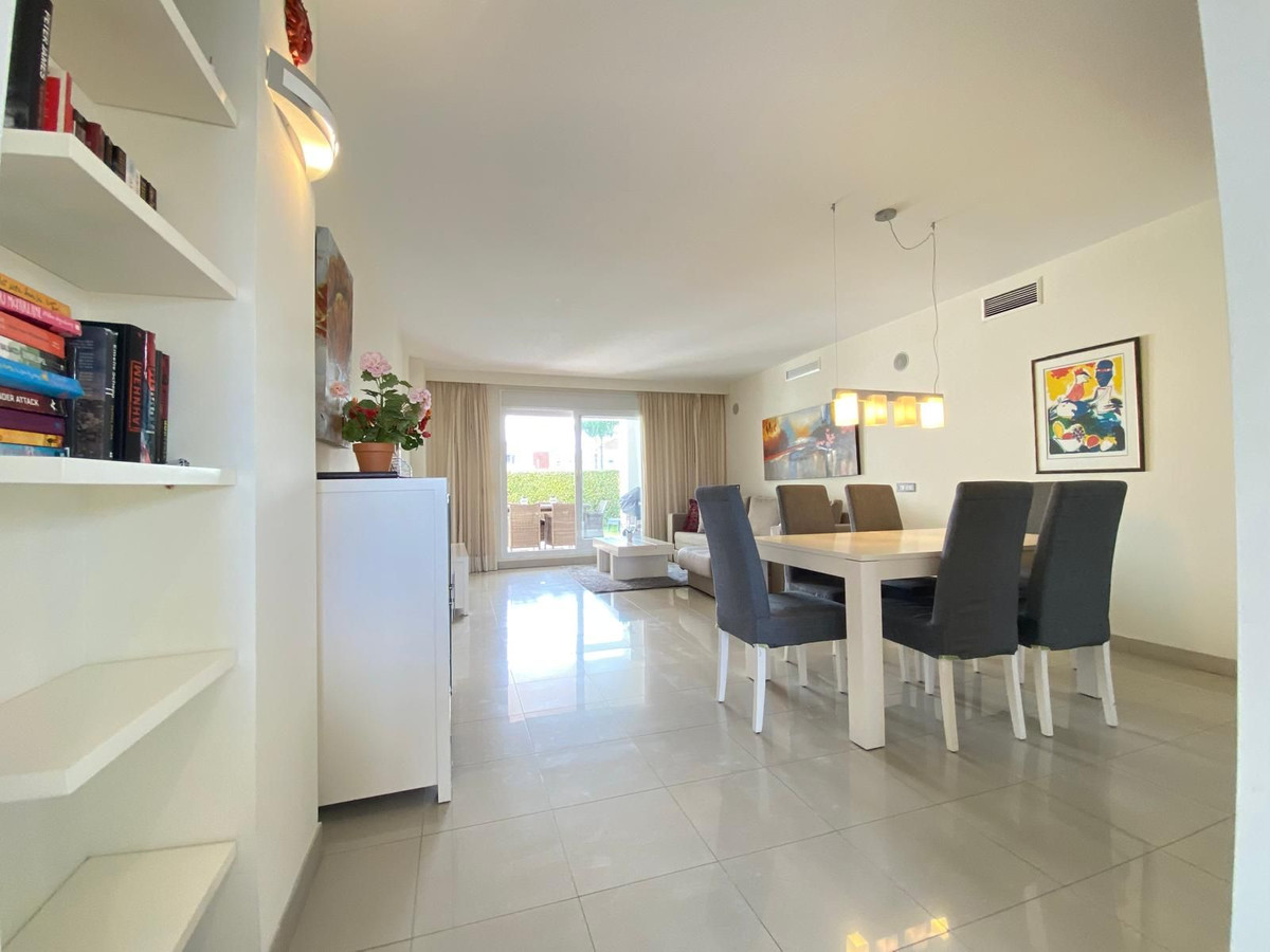 Appartement te koop in Estepona | 2 slaapkamers H5286235