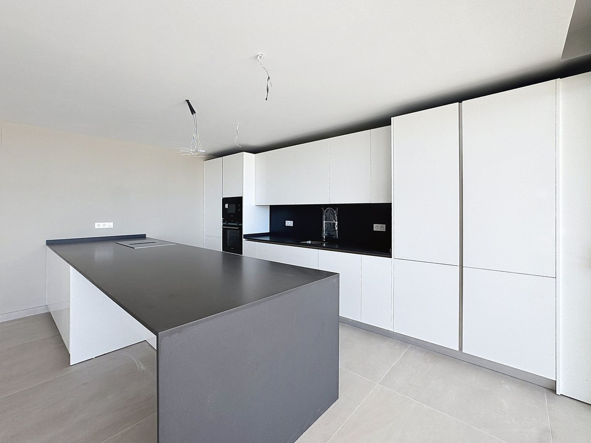 Appartement te koop in Estepona | 2 slaapkamers H5286346