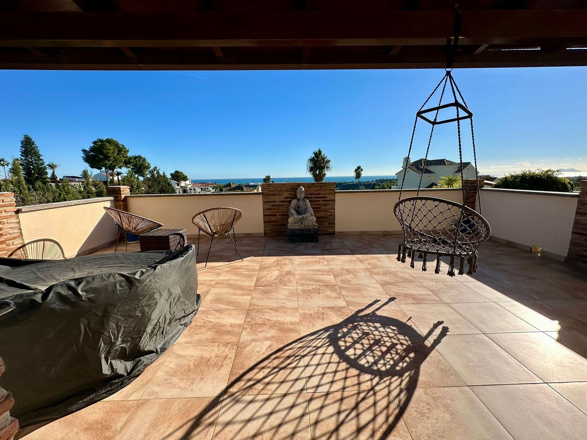 Huis te koop in Estepona | 6 slaapkamers H5286541