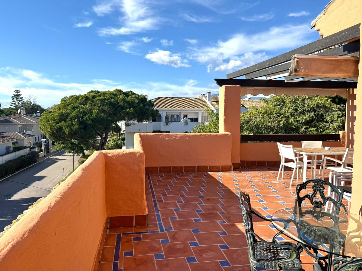 Penthouse te koop in Estepona | 5 slaapkamers H5286559
