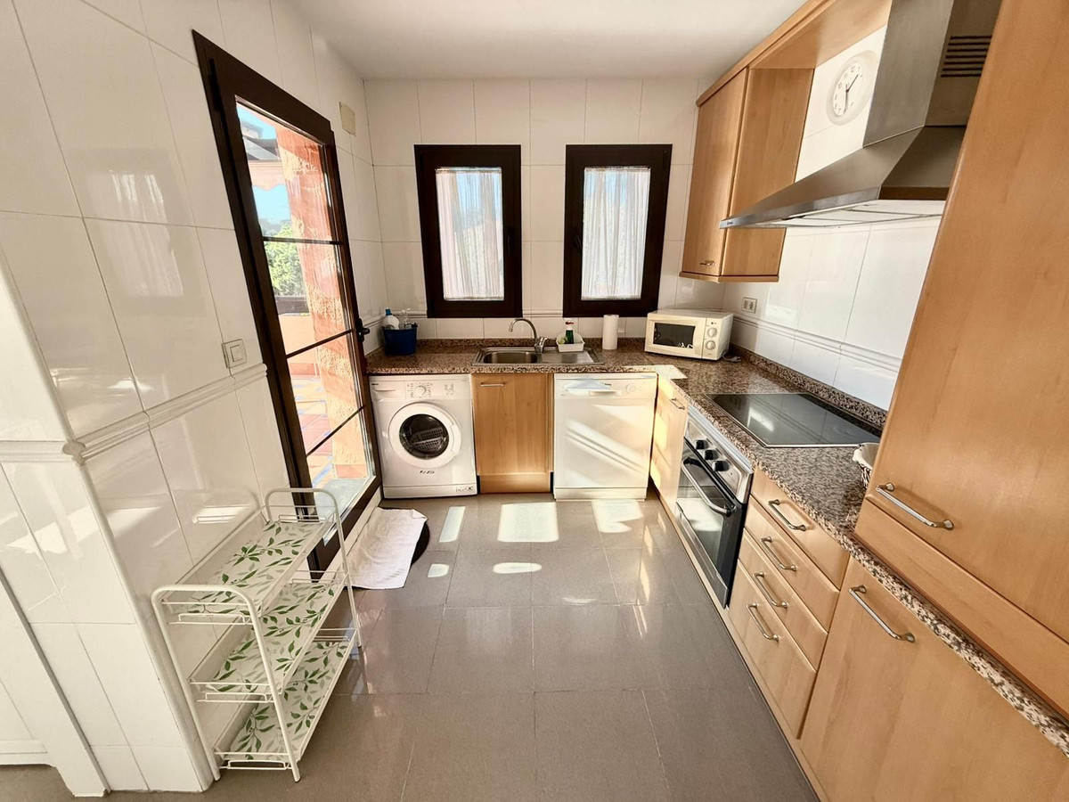 Penthouse te koop in Estepona | 5 slaapkamers H5286559