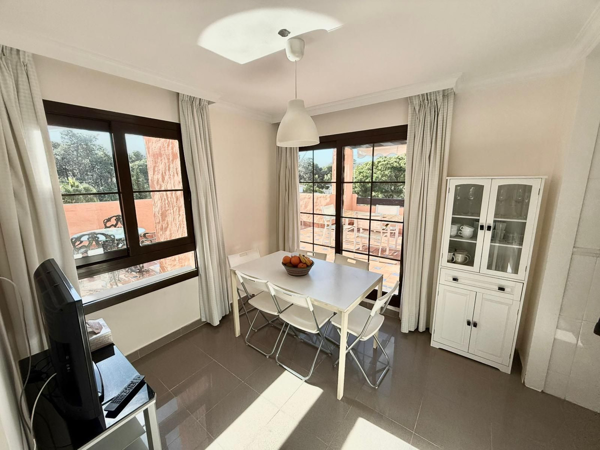 Penthouse te koop in Estepona | 5 slaapkamers H5286559