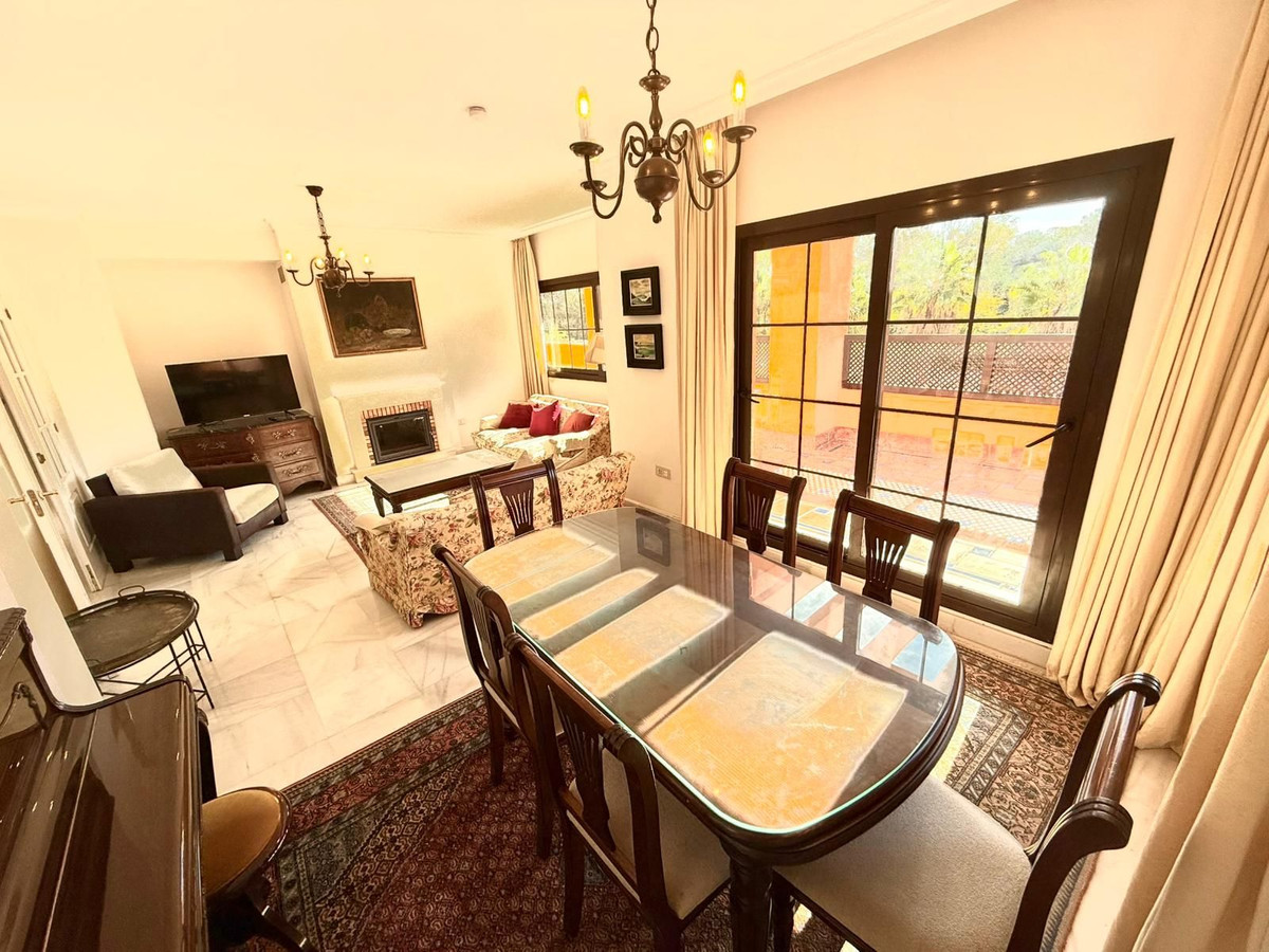 Penthouse te koop in Estepona | 5 slaapkamers H5286559