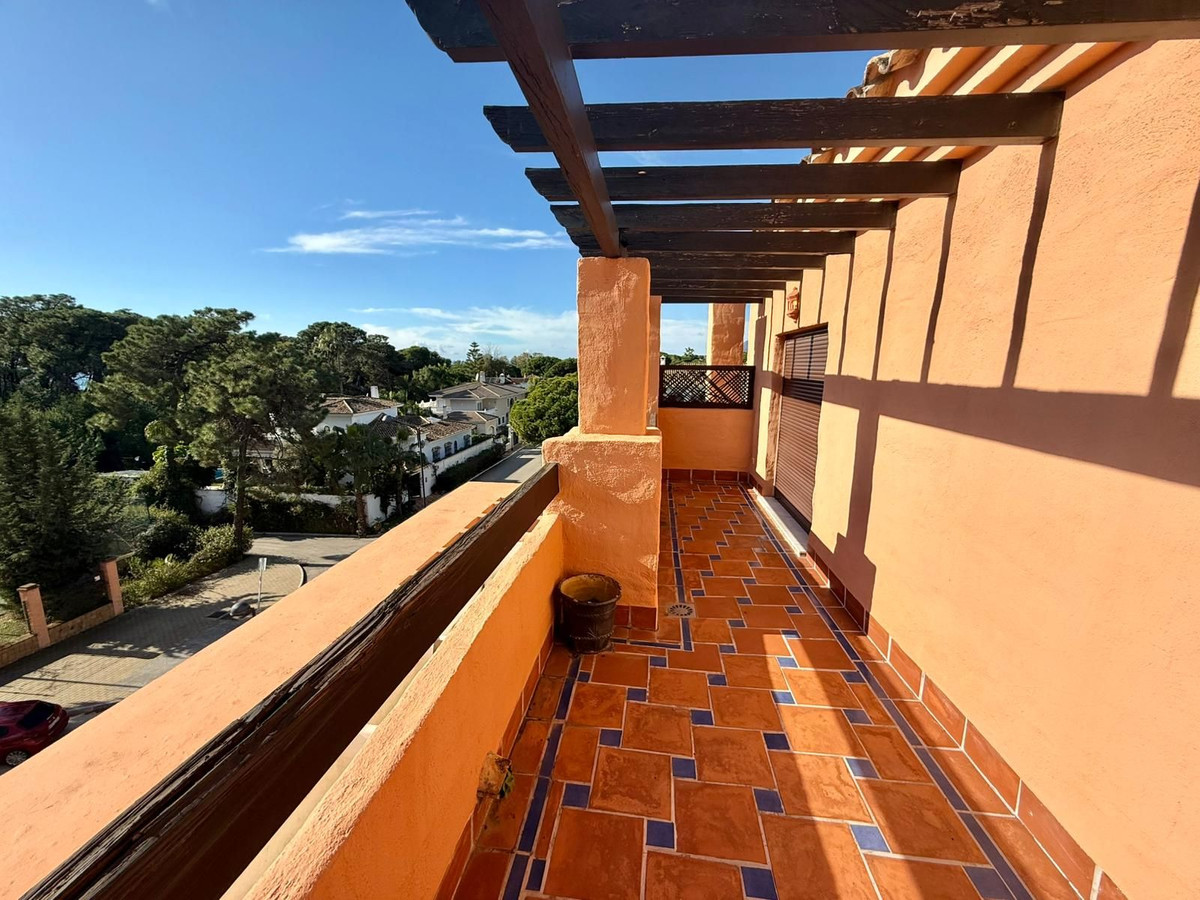 Penthouse te koop in Estepona | 5 slaapkamers H5286559