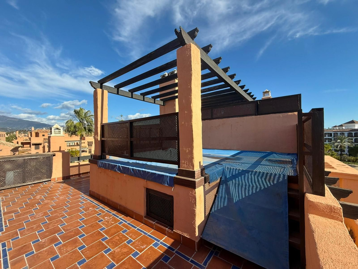 Penthouse te koop in Estepona | 5 slaapkamers H5286559
