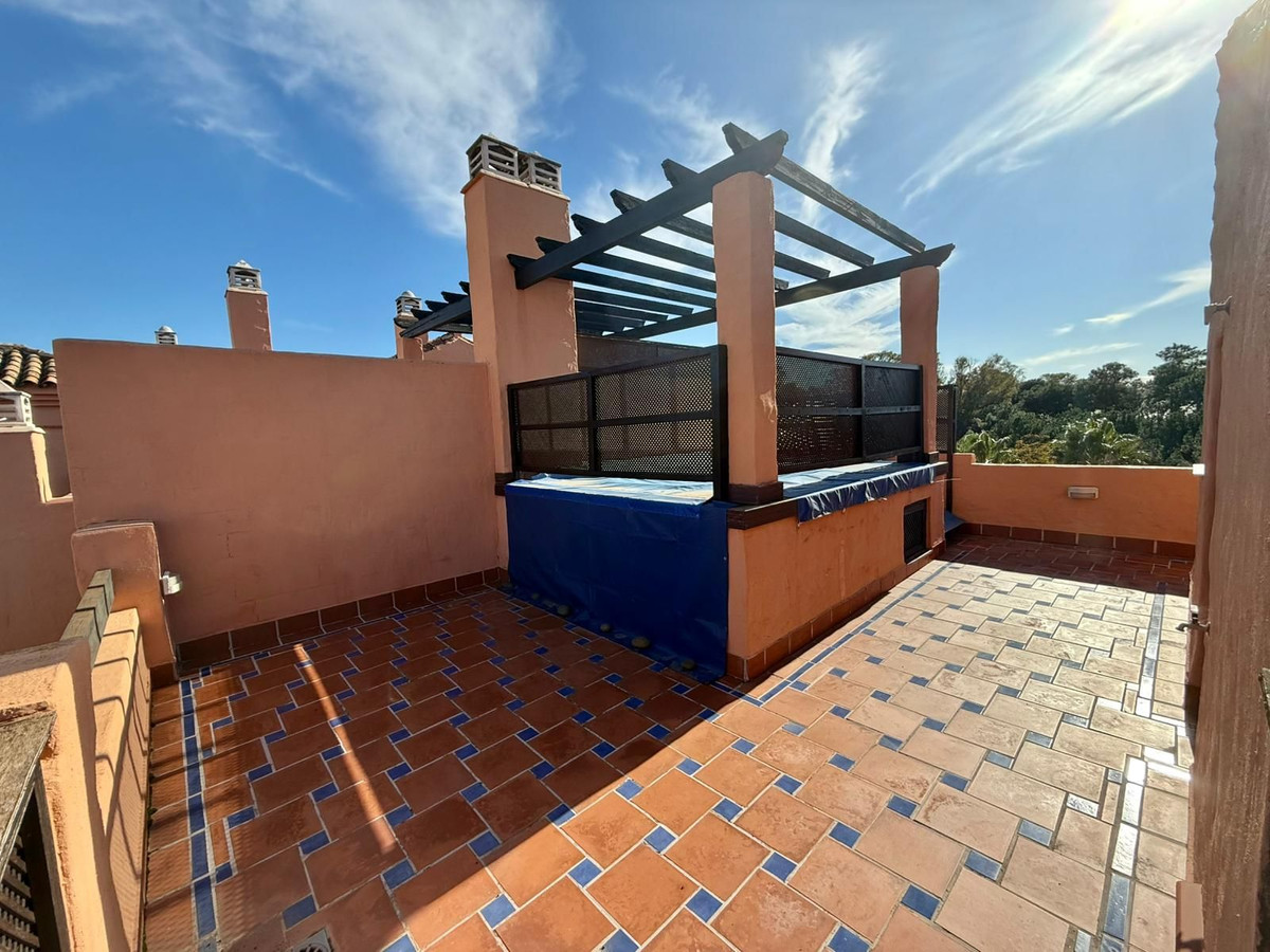 Penthouse te koop in Estepona | 5 slaapkamers H5286559