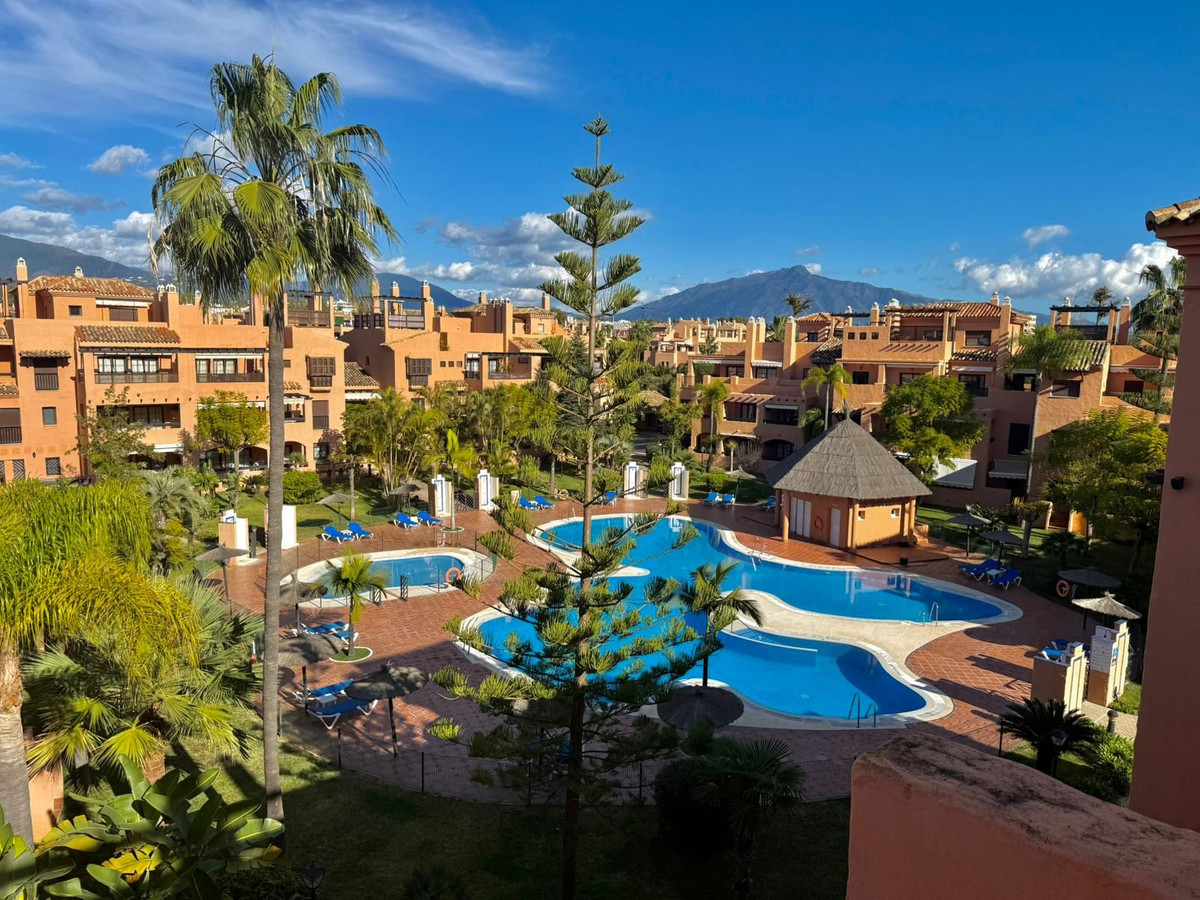 Penthouse te koop in Estepona | 5 slaapkamers H5286559