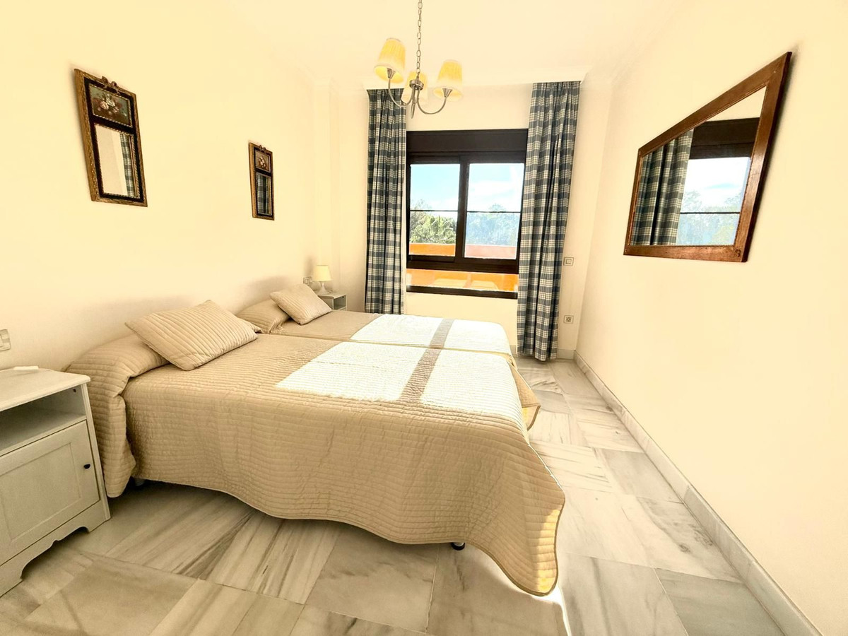 Penthouse te koop in Estepona | 5 slaapkamers H5286559