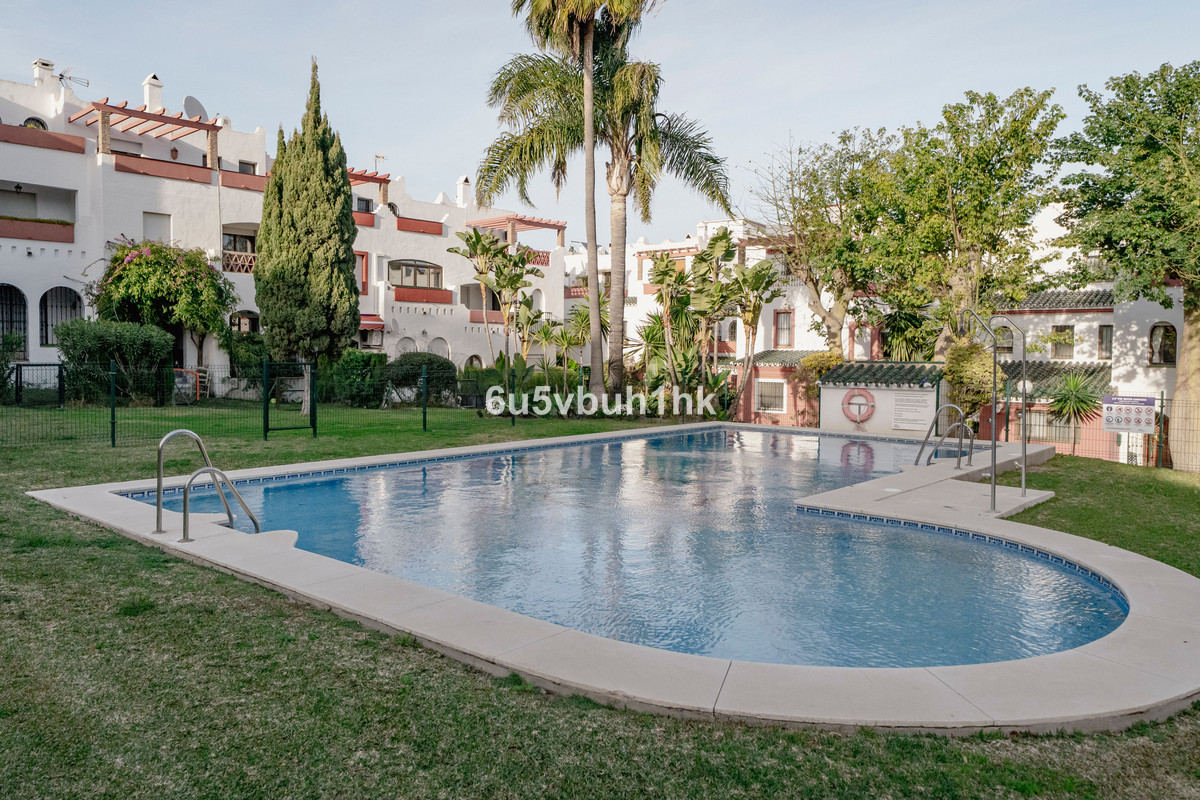 Huis te koop in Estepona | 4 slaapkamers H5286805