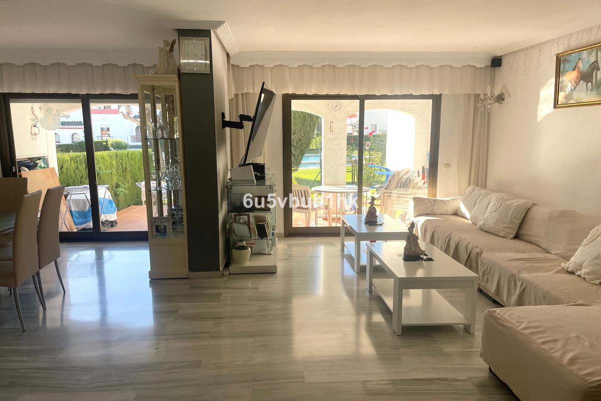 Huis te koop in Estepona | 4 slaapkamers H5286805