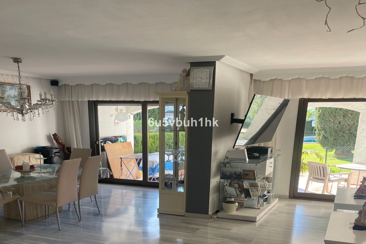 Huis te koop in Estepona | 4 slaapkamers H5286805