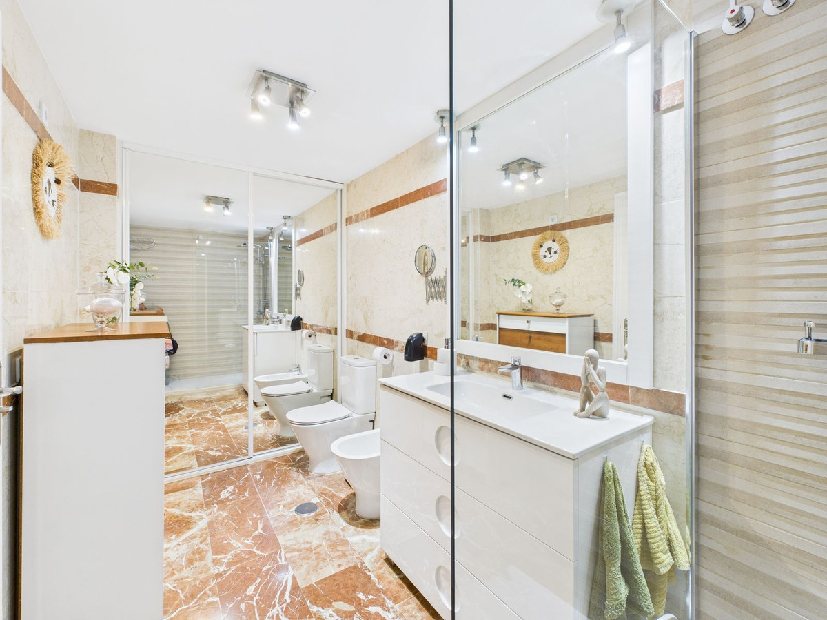 Appartement te koop in Estepona | 2 slaapkamers H5287054