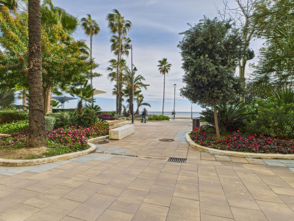 Appartement te koop in Estepona | 2 slaapkamers H5287054