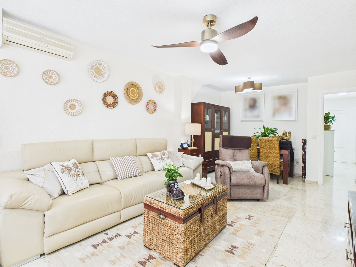 Appartement te koop in Estepona | 2 slaapkamers H5287054