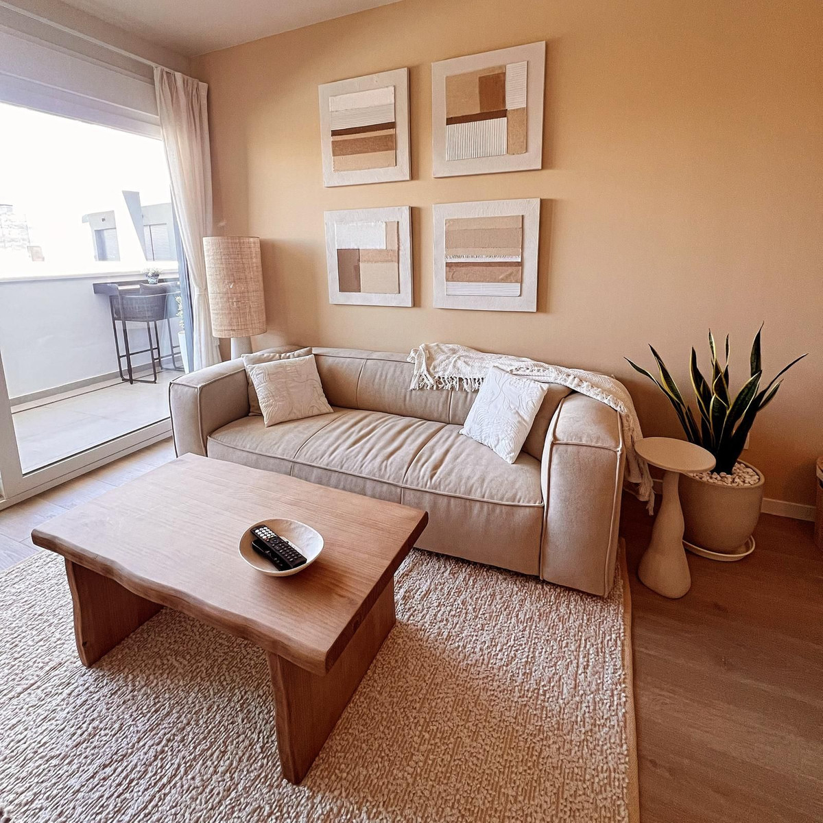 Appartement te koop in Estepona | 2 slaapkamers H5287336