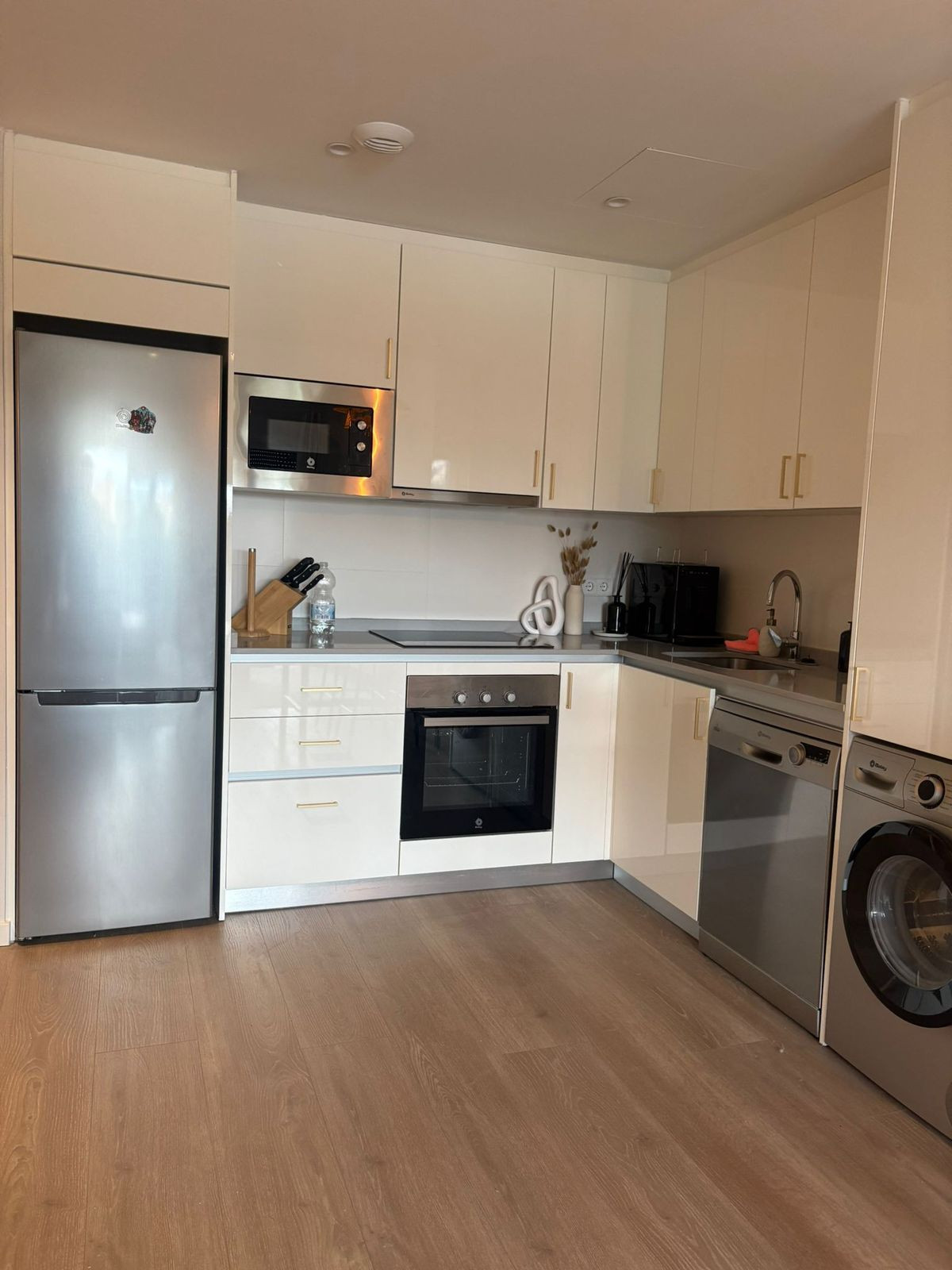 Appartement te koop in Estepona | 2 slaapkamers H5287336