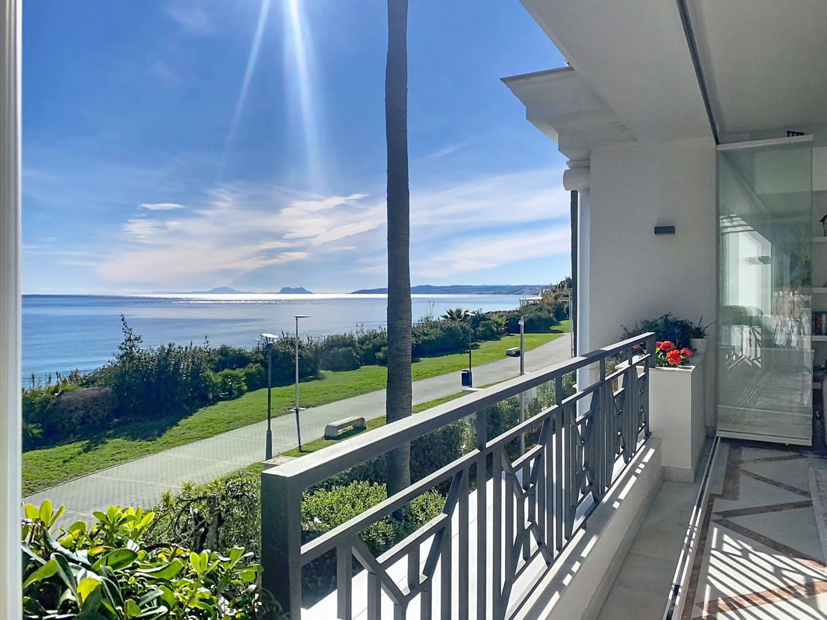 Appartement te koop in Estepona | 2 slaapkamers H5287450