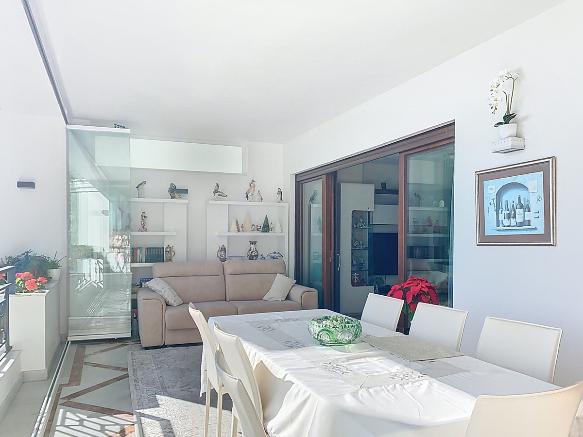 Appartement te koop in Estepona | 2 slaapkamers H5287450