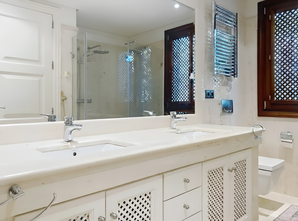 Appartement te koop in Estepona | 2 slaapkamers H5287450