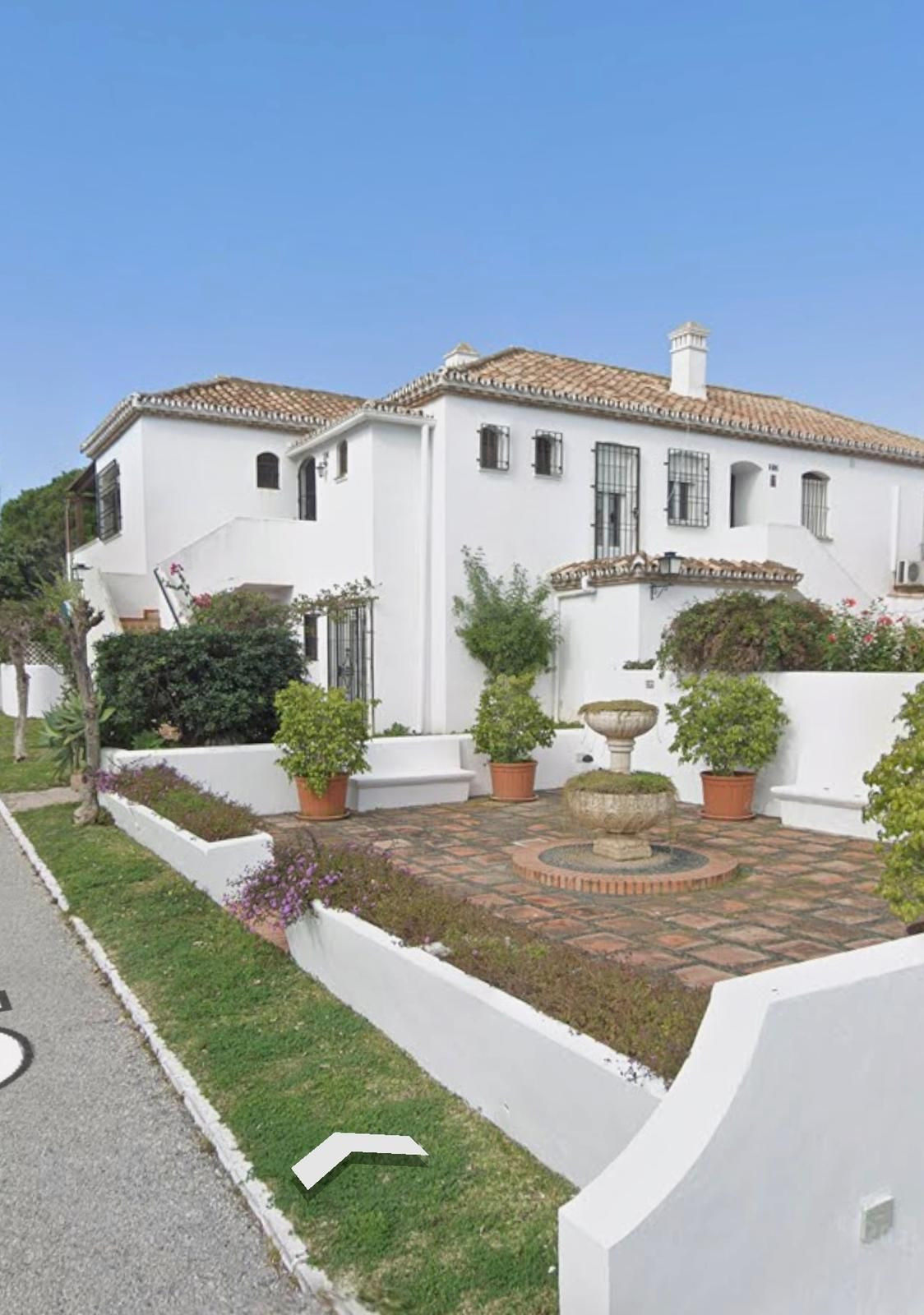 Appartement te koop in Estepona | 2 slaapkamers H5287687