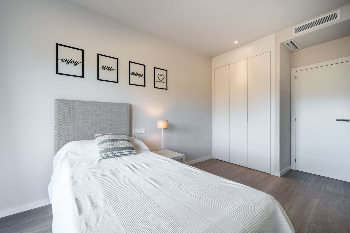 Appartement te koop in Estepona | 2 slaapkamers H5287705