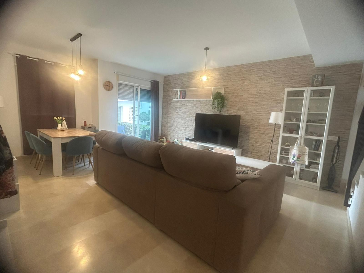 Appartement te koop in Estepona | 3 slaapkamers H5287888