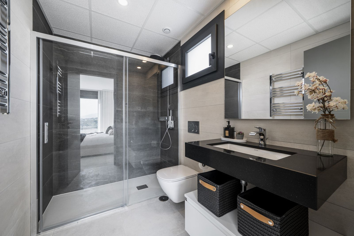 Penthouse te koop in Estepona | 3 slaapkamers H5287966