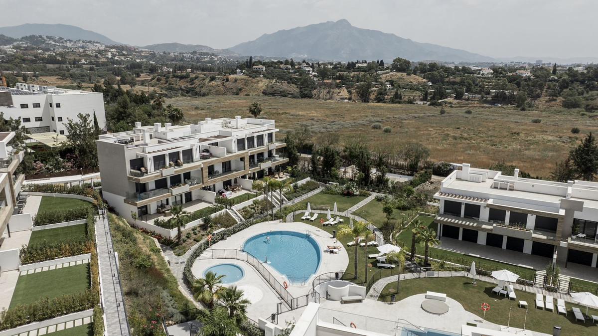 Penthouse te koop in Estepona | 3 slaapkamers H5287966