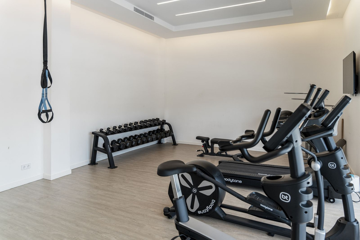 Penthouse te koop in Estepona | 3 slaapkamers H5287966