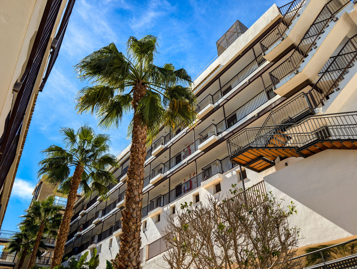 Appartement te koop in Estepona | 2 slaapkamers H5288092