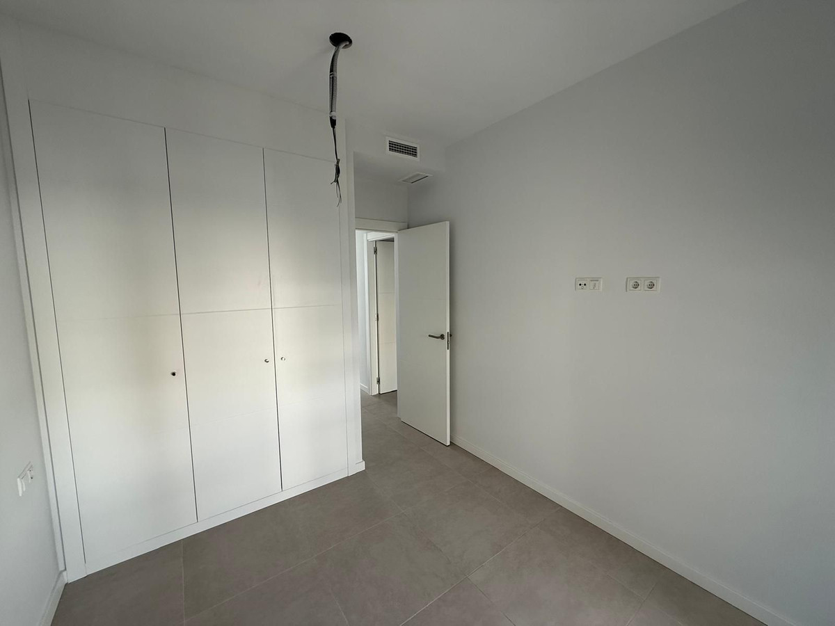 Penthouse te koop in Estepona | 2 slaapkamers H5288125