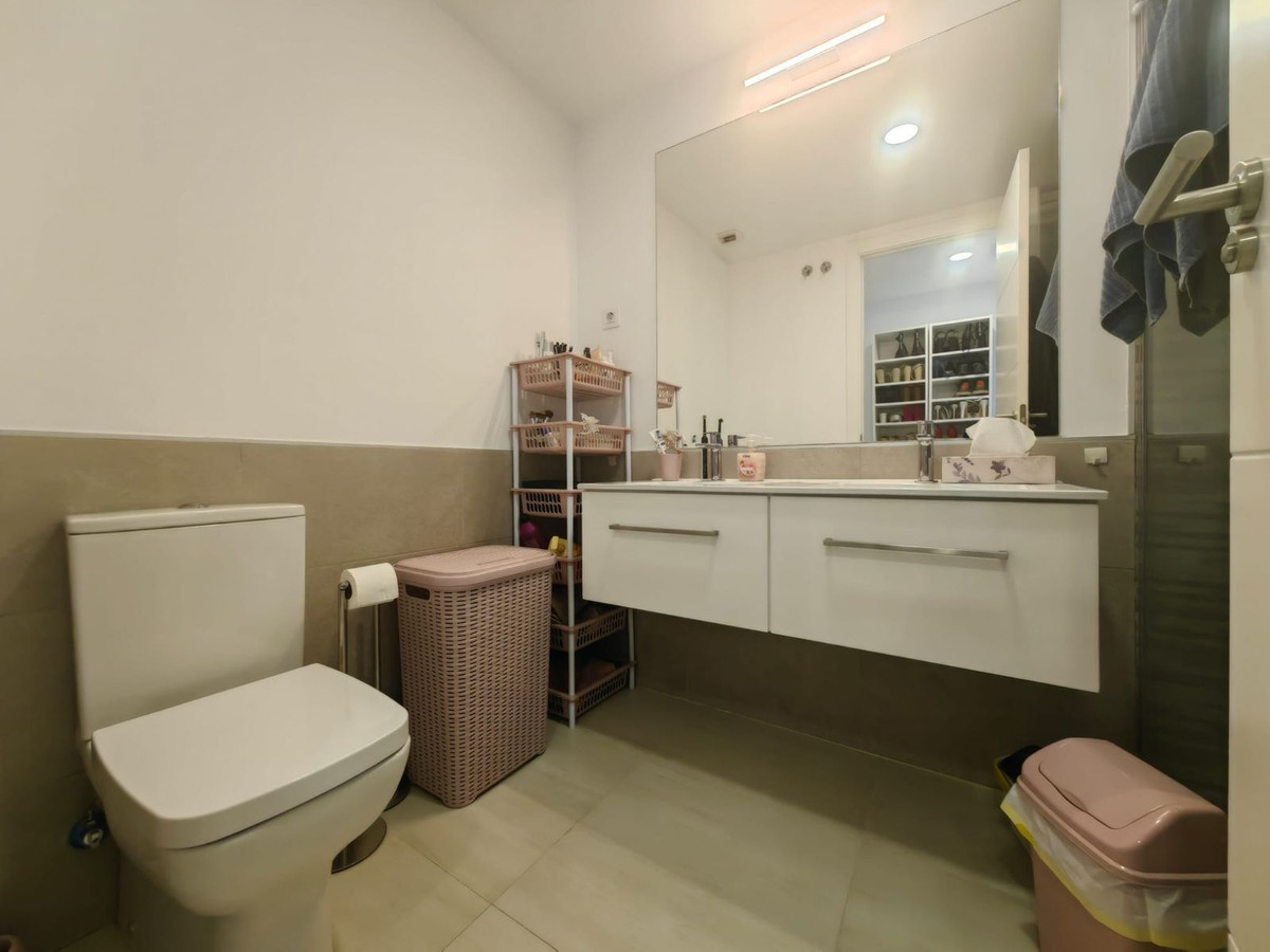 Appartement te koop in Estepona | 3 slaapkamers H5288152