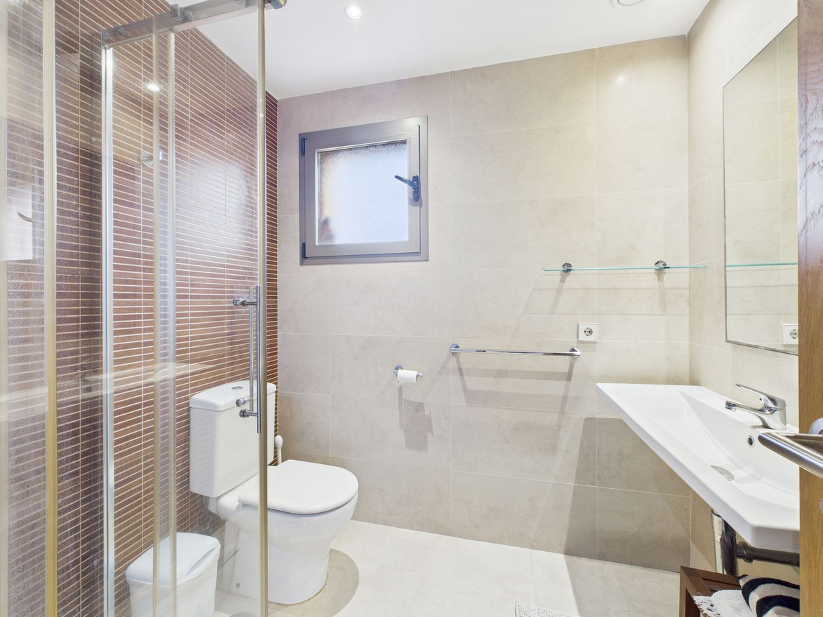 Appartement te koop in Estepona | 2 slaapkamers H5288770