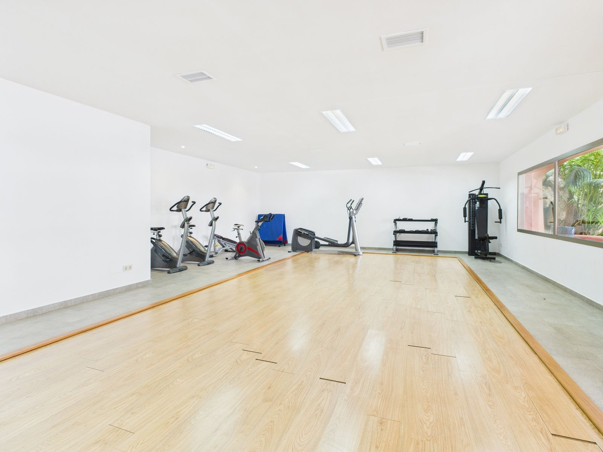 Appartement te koop in Estepona | 2 slaapkamers H5288770