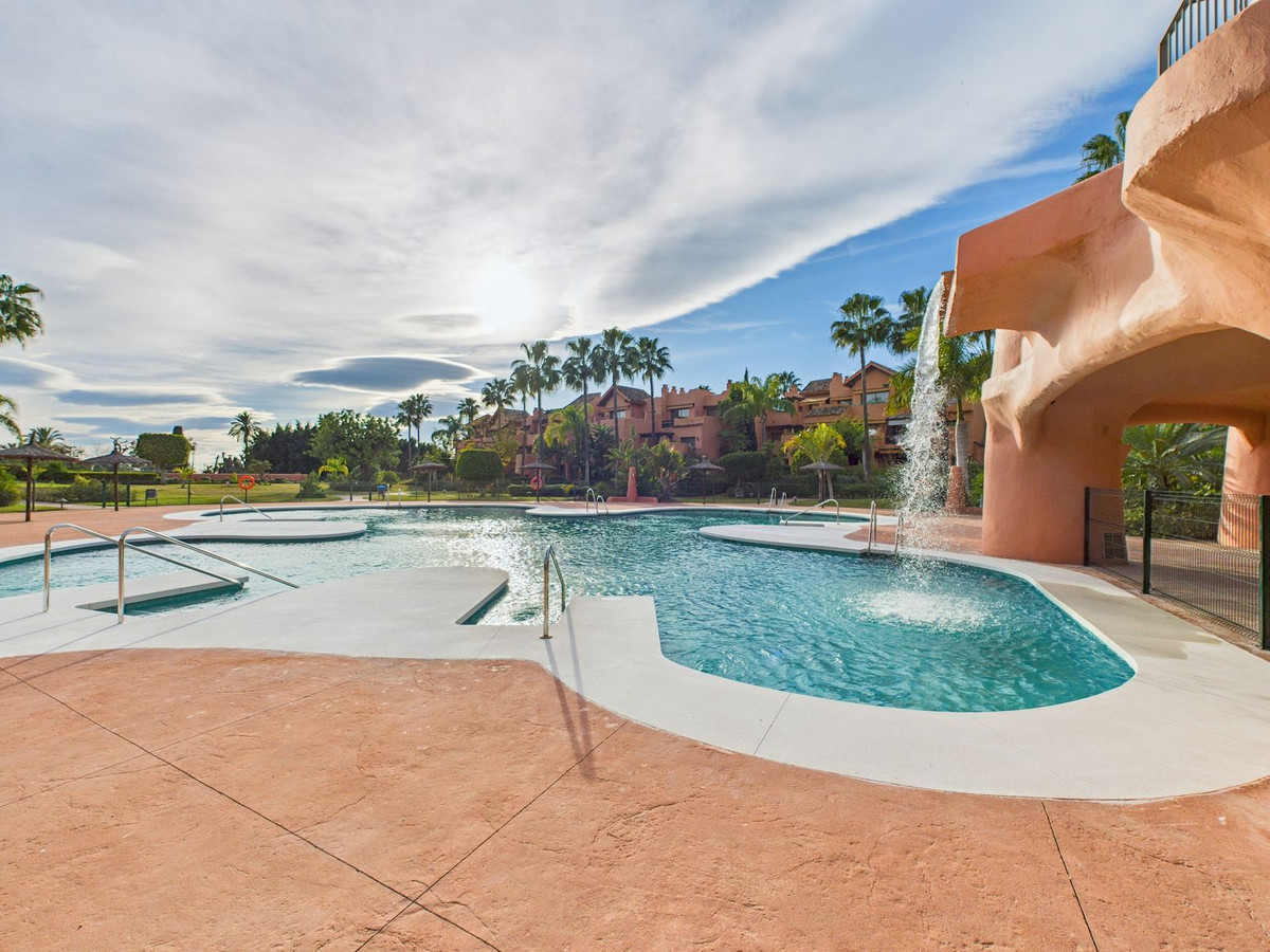 Appartement te koop in Estepona | 2 slaapkamers H5288770