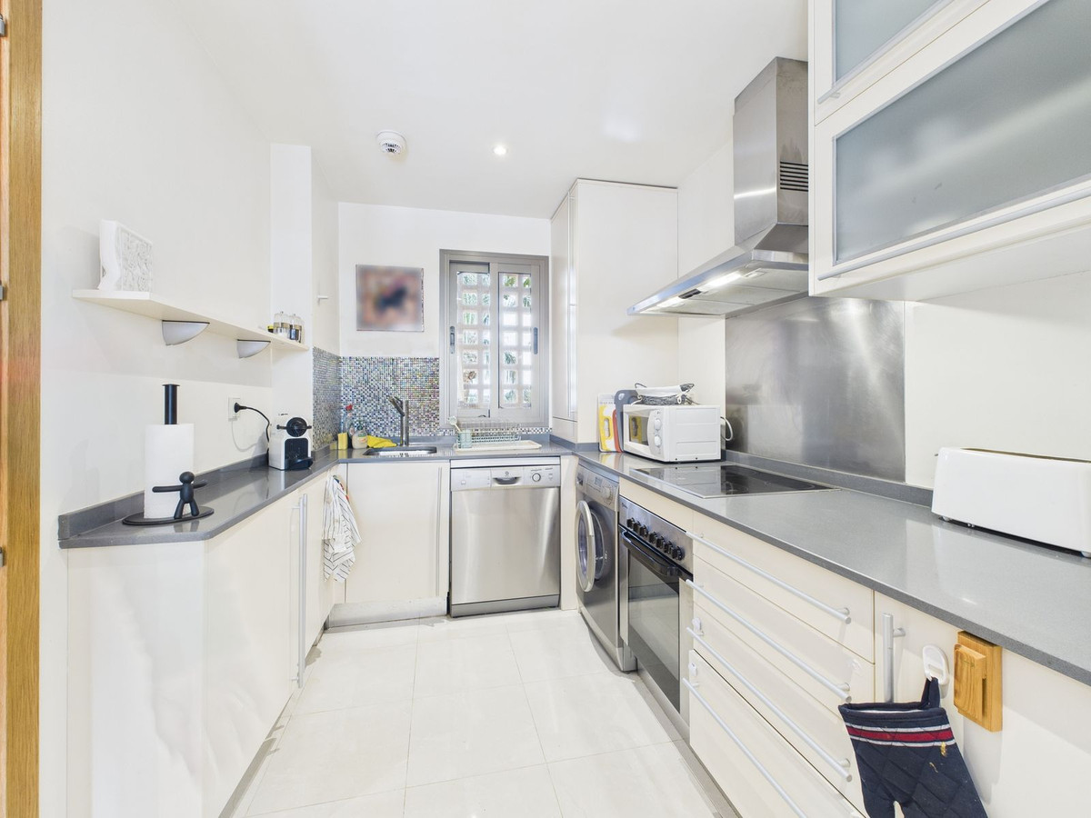 Appartement te koop in Estepona | 2 slaapkamers H5288770