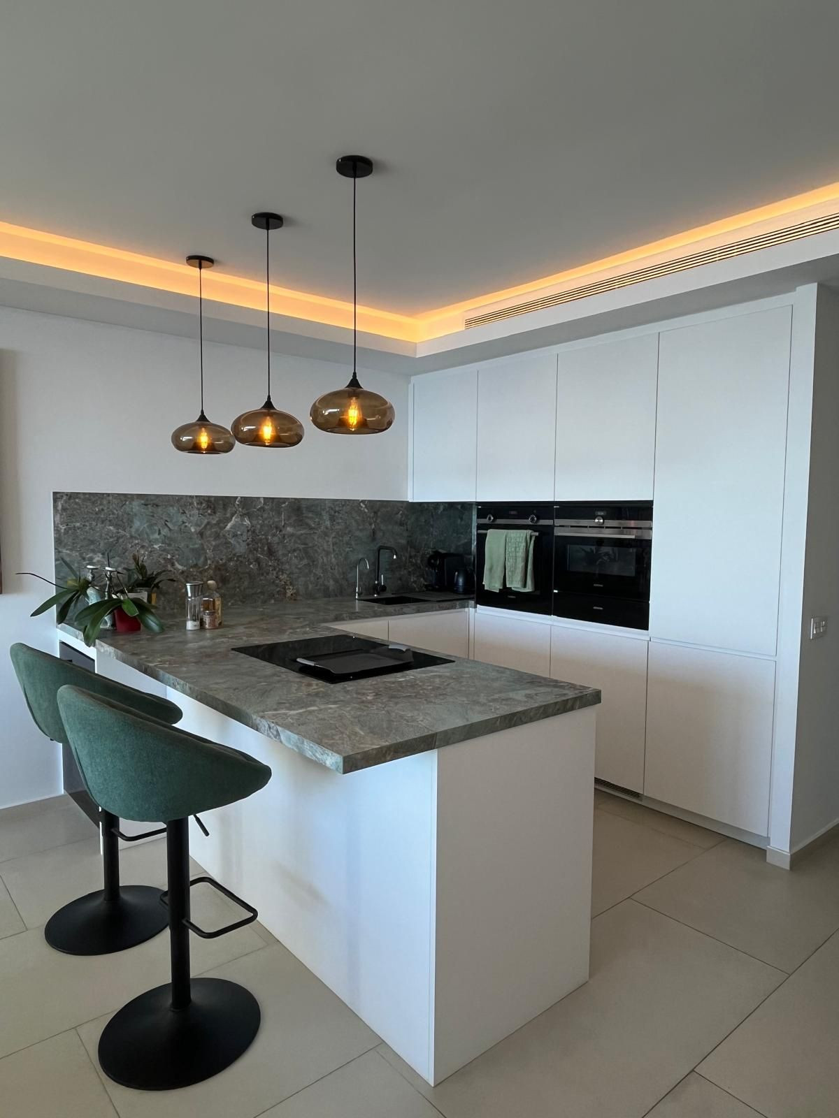 Appartement te koop in Estepona | 2 slaapkamers H5289385