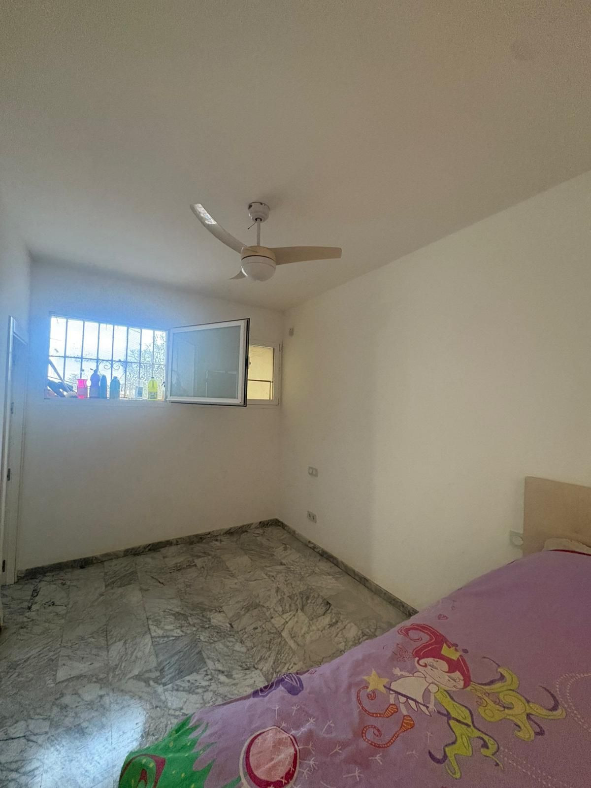 Appartement te koop in Estepona | 1 slaapkamers H5289394