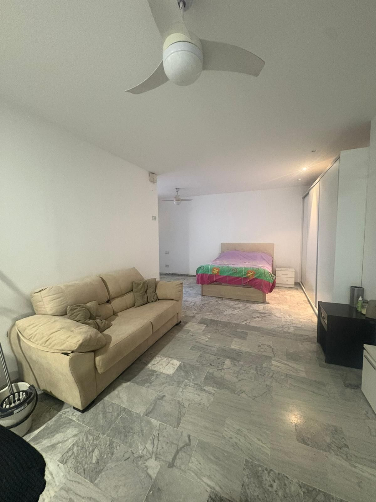 Appartement te koop in Estepona | 1 slaapkamers H5289394