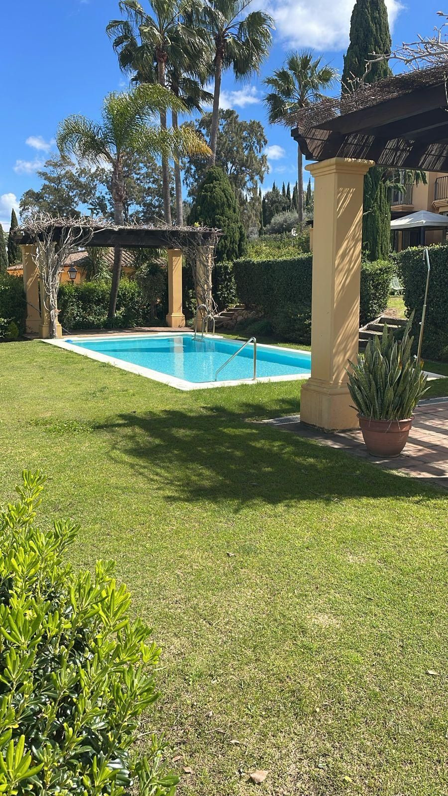 Huis te koop in Estepona | 4 slaapkamers H5289490