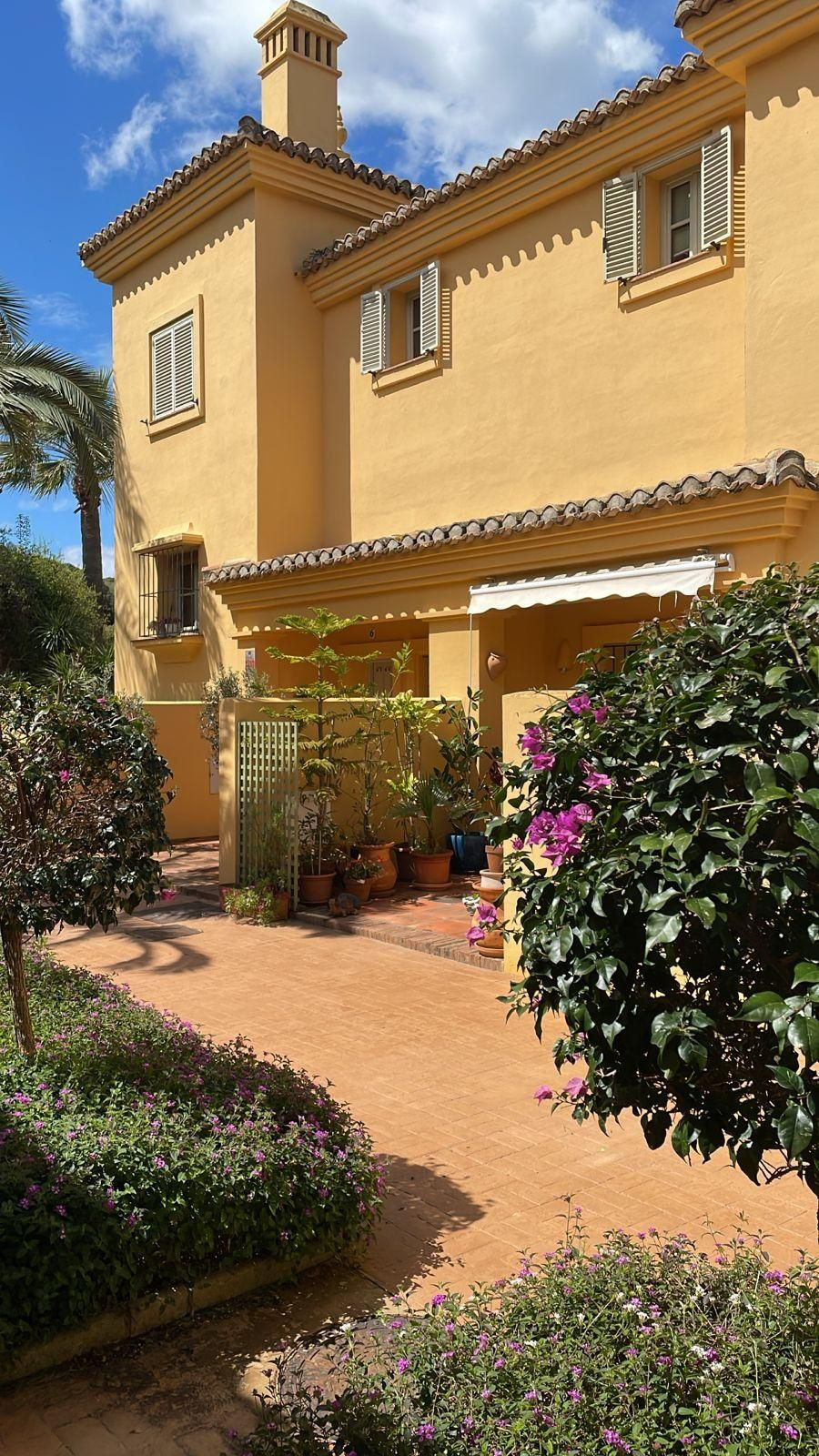 Huis te koop in Estepona | 4 slaapkamers H5289490