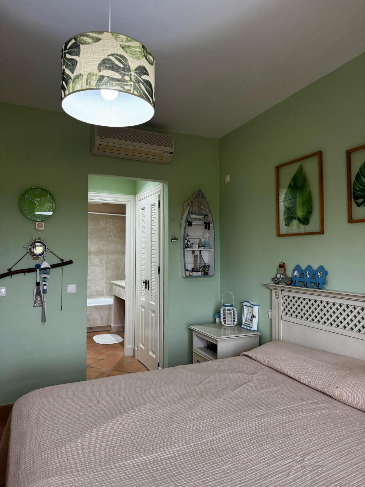 Huis te koop in Estepona | 4 slaapkamers H5289490