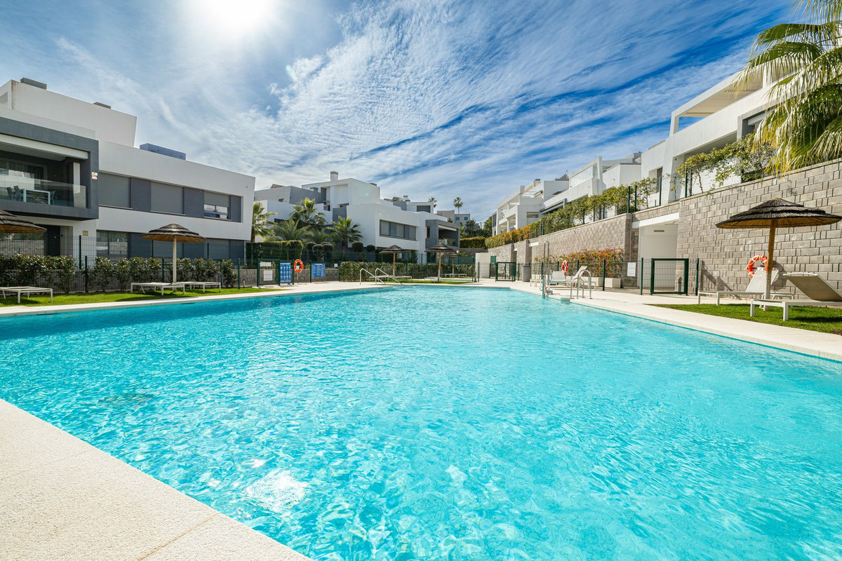 Appartement te koop in Estepona | 2 slaapkamers H5289499