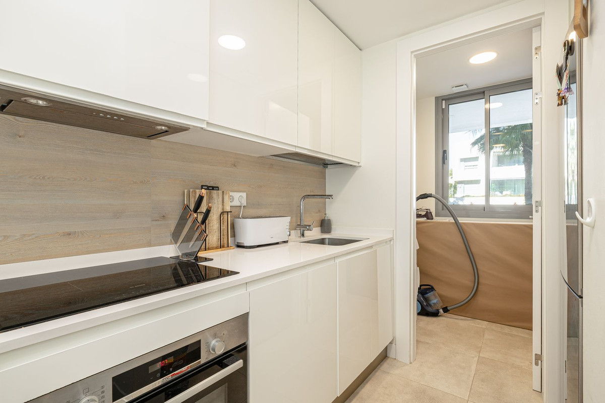 Appartement te koop in Estepona | 2 slaapkamers H5289499