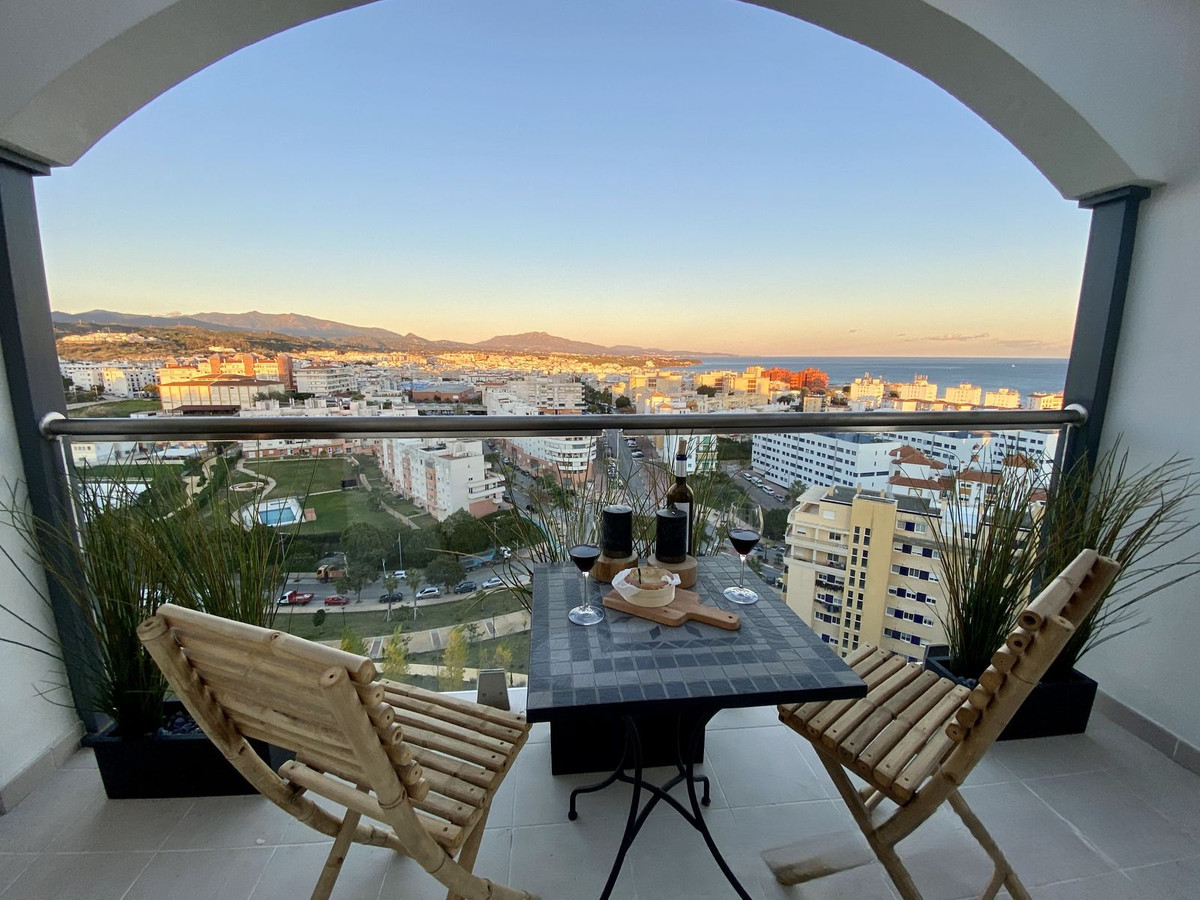 Penthouse te koop in Estepona | 2 slaapkamers H5289553