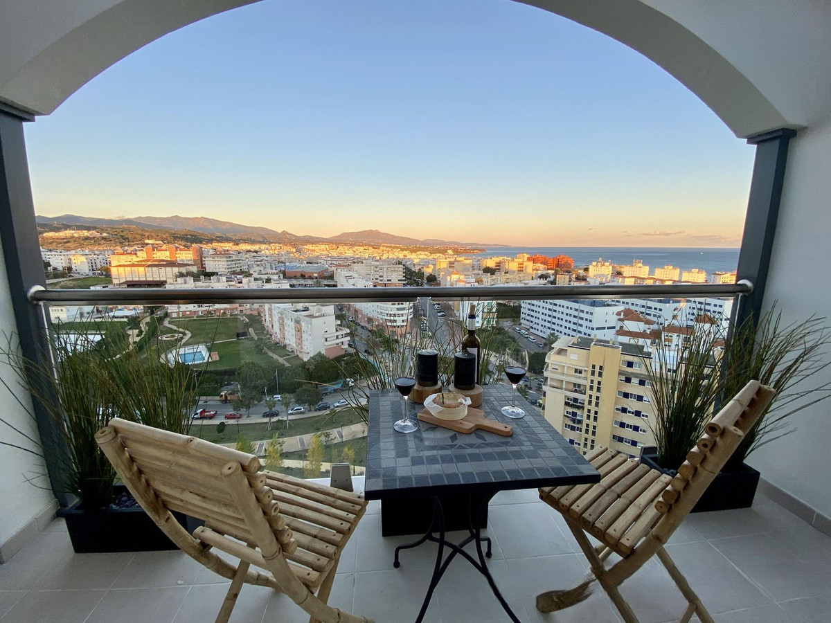Penthouse te koop in Estepona | 2 slaapkamers H5289553