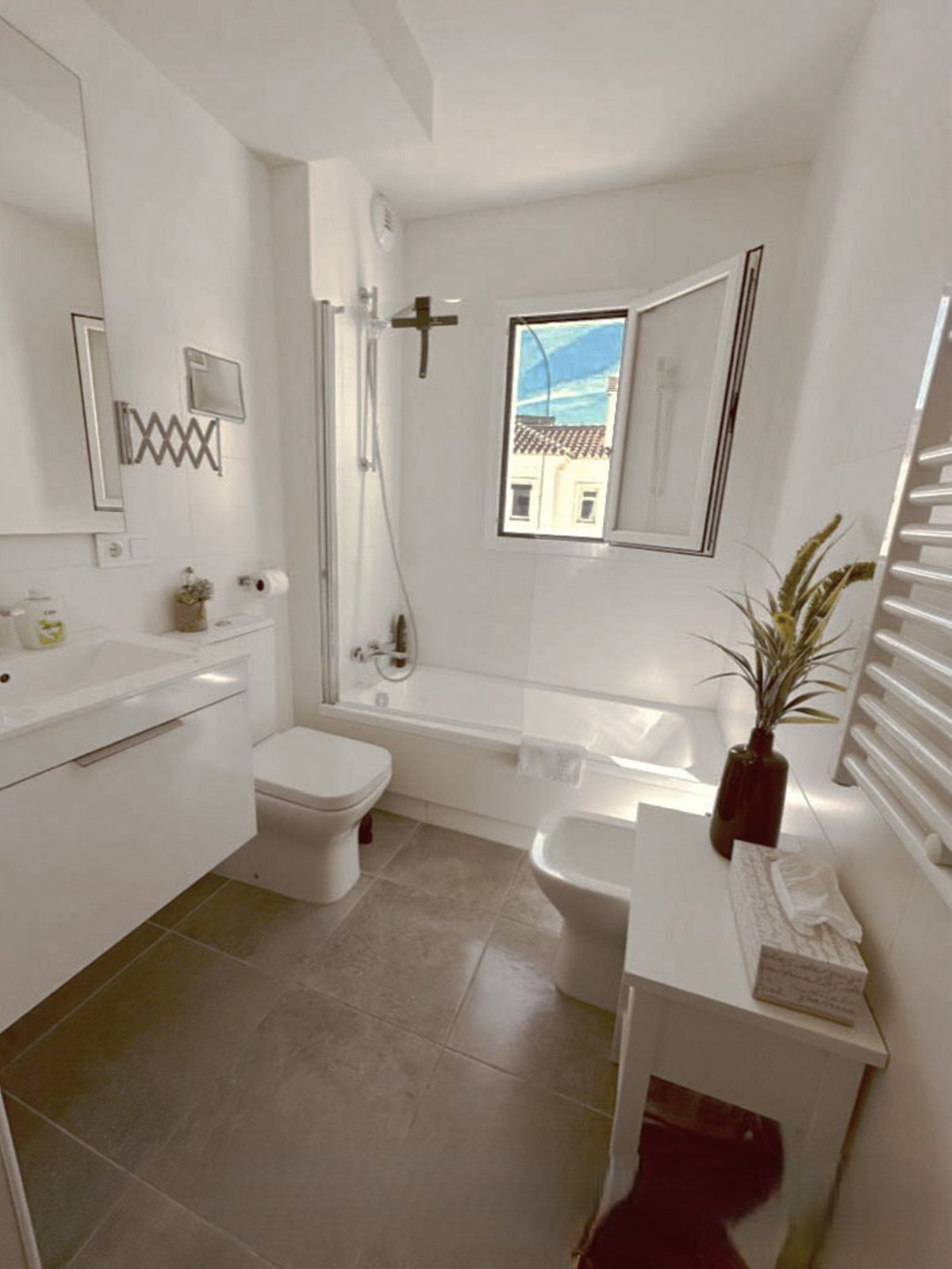 Penthouse te koop in Estepona | 2 slaapkamers H5289553