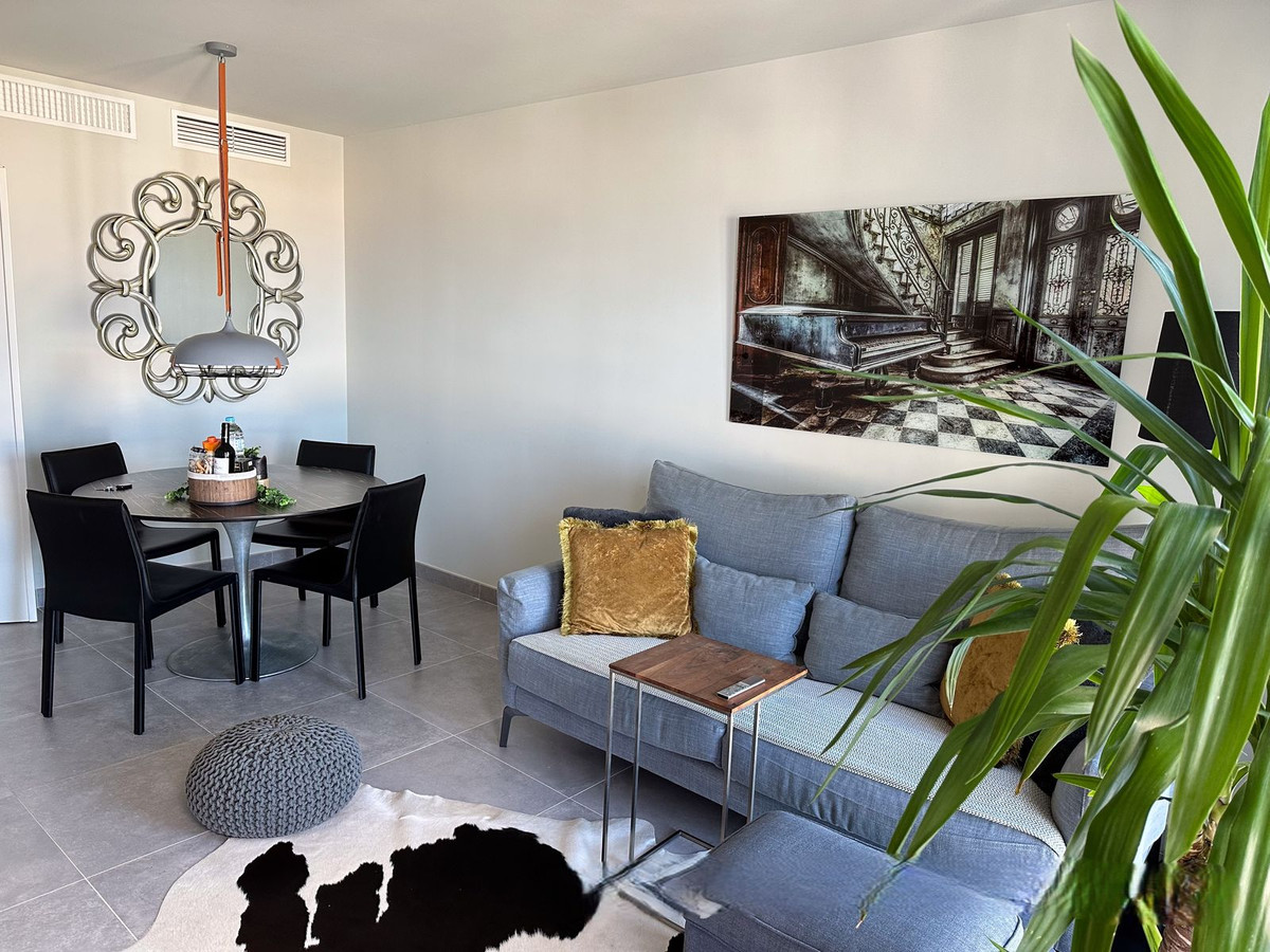 Penthouse te koop in Estepona | 2 slaapkamers H5289553