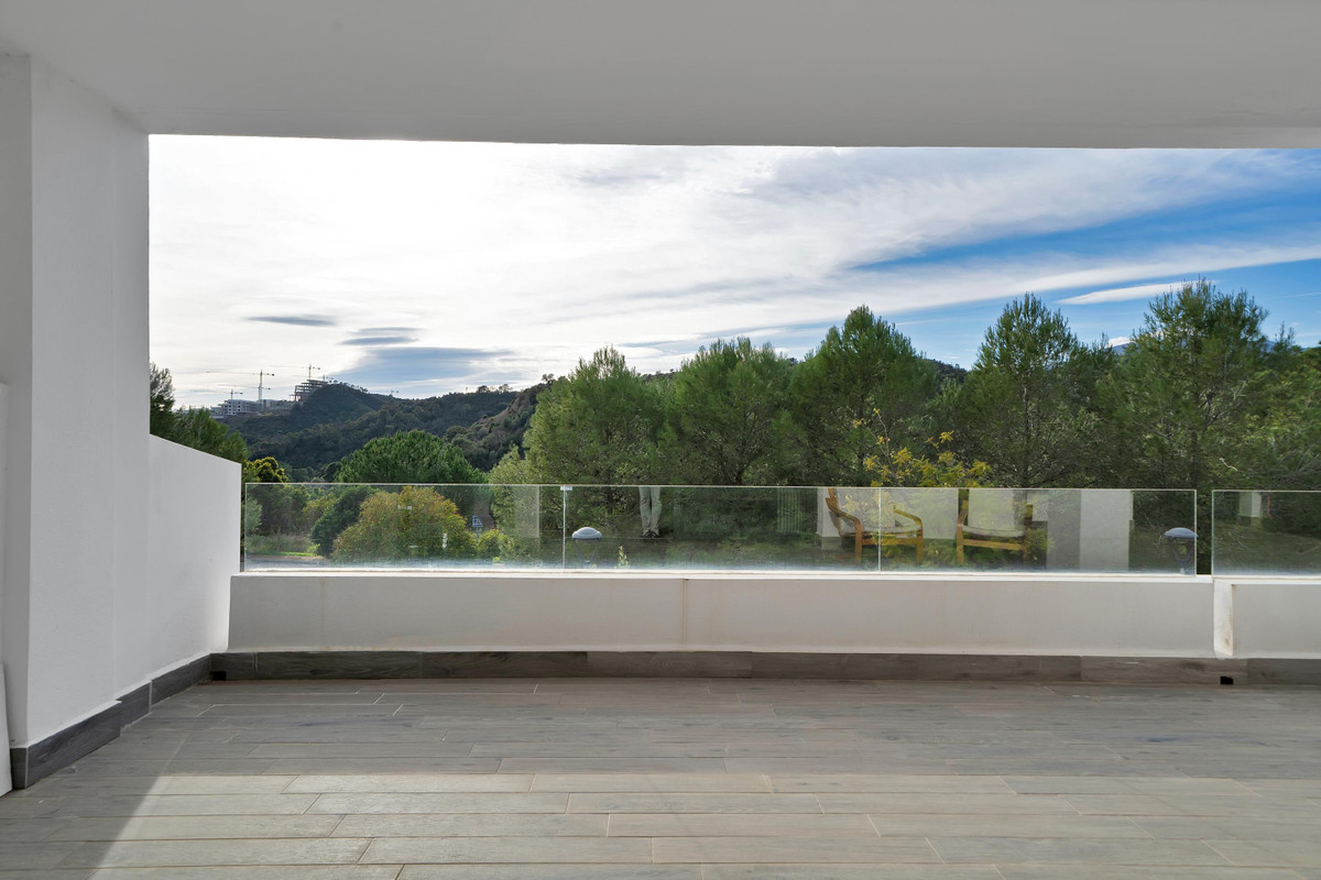 Appartement te koop in Estepona | 2 slaapkamers H5289868